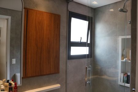 Apartamento à venda com 100m², 2 quartos e 2 vagasBanheiro da Suíte 2