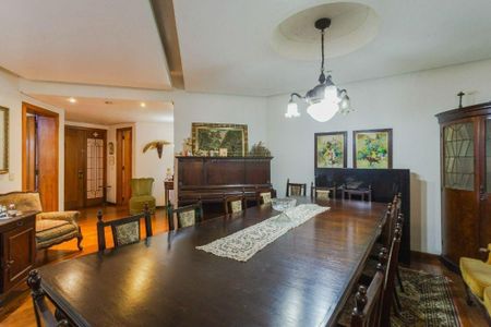 Apartamento à venda com 3 quartos, 204m² em Bela Vista, Porto Alegre
