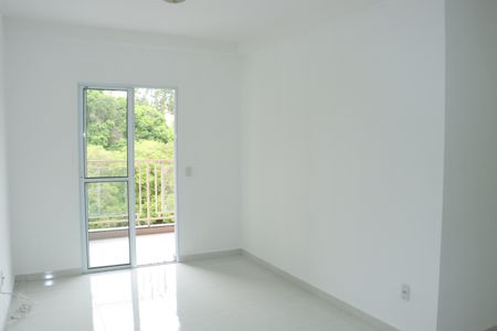 Apartamento para alugar com 3 quartos, 80m² em Chácara Pavoeiro, Cotia