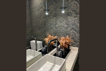 Apartamento à venda com 170m², 3 quartos e 3 vagasBanheiro