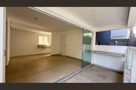 Apartamento à venda com 2 quartos, 66m² em São Lucas, Belo Horizonte