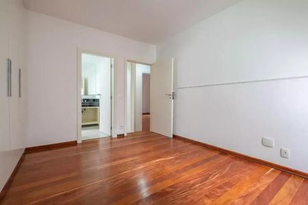 Apartamento à venda com 3 quartos, 135m² em Vila Madalena, São Paulo
