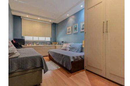 Apartamento à venda com 252m², 4 quartos e 1 vaga