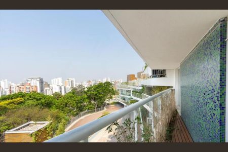 Casa à venda com 2 quartos, 353m² em Real Parque, São Paulo