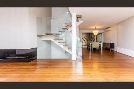 Casa à venda com 2 quartos, 353m² em Real Parque, São Paulo