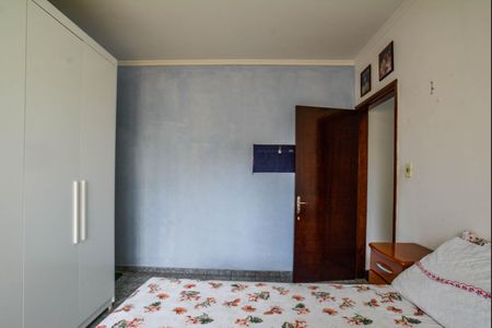 Casa à venda com 150m², 3 quartos e 2 vagas Casa à venda com 150m², 3 quartos e 2 vagas Suíte