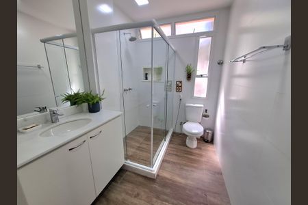 Banheiro de apartamento à venda com 3 quartos, 111m² em Leblon, Rio de Janeiro