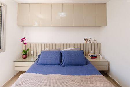 Apartamento à venda com 154m², 3 quartos e 2 vagas Apartamento à venda com 154m², 3 quartos e 2 vagasSuíte