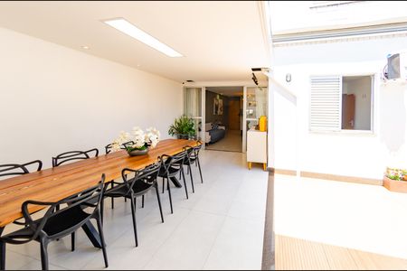 Apartamento à venda com 154m², 3 quartos e 2 vagas Apartamento à venda com 154m², 3 quartos e 2 vagasÁrea privativa