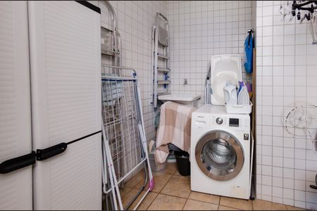 Apartamento à venda com 154m², 3 quartos e 2 vagas Apartamento à venda com 154m², 3 quartos e 2 vagasÁrea de serviço