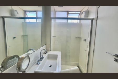 Apartamento para alugar com 175m², 4 quartos e 2 vagas