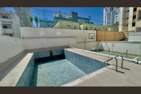Apartamento para alugar com 175m², 4 quartos e 2 vagas