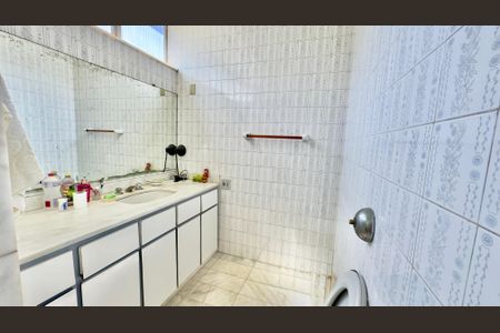 Apartamento à venda com 220m², 4 quartos e 2 vagas