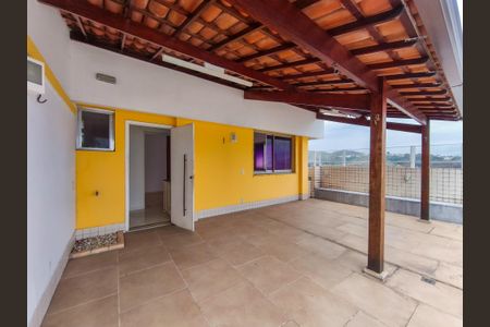 Apartamento à venda com 92m², 2 quartos e 1 vaga Apartamento à venda com 92m², 2 quartos e 1 vagaTerraço