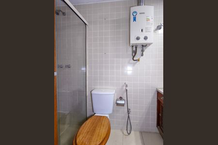 Apartamento à venda com 92m², 2 quartos e 1 vaga Apartamento à venda com 92m², 2 quartos e 1 vagaBanheiro 2