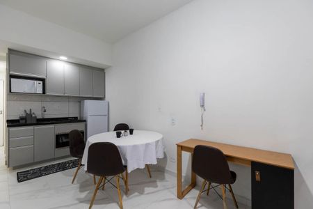 Studio de kitnet/studio para alugar com 1 quarto, 26m² em Campos Elíseos, São Paulo