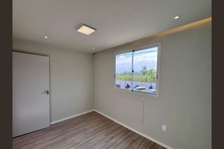 Quarto 1 de apartamento para alugar com 2 quartos, 43m² em Recreio dos Bandeirantes, Rio de Janeiro
