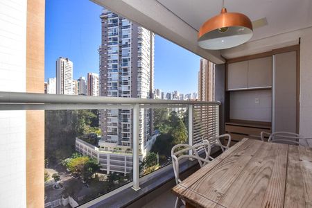 Varanda de apartamento à venda com 1 quarto, 40m² em Panamby, São Paulo