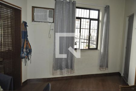 Casa à venda com 95m², 2 quartos e sem vagaSala