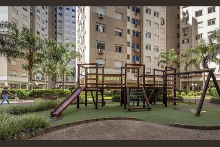 Apartamento à venda com 75m², 2 quartos e 1 vagaÁrea comum - Playground