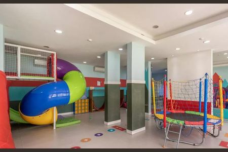 Apartamento à venda com 75m², 2 quartos e 1 vagaÁrea comum