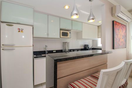 Apartamento à venda com 75m², 2 quartos e 1 vagaCozinha e Área de Serviço