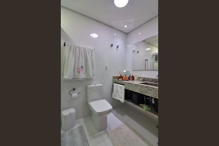 Apartamento à venda com 110m², 3 quartos e 2 vagasBanheiro da Suíte