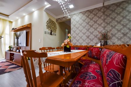 Sala de apartamento à venda com 2 quartos, 60m² em Todos Os Santos, Rio de Janeiro