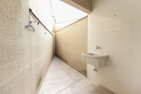 Casa à venda com 150m², 2 quartos e 2 vagas Casa à venda com 150m², 2 quartos e 2 vagasÁrea de Serviço