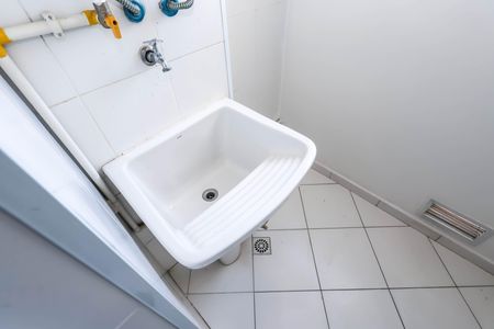Apartamento à venda com 57m², 2 quartos e 1 vaga Apartamento à venda com 57m², 2 quartos e 1 vagaÁrea de Serviço