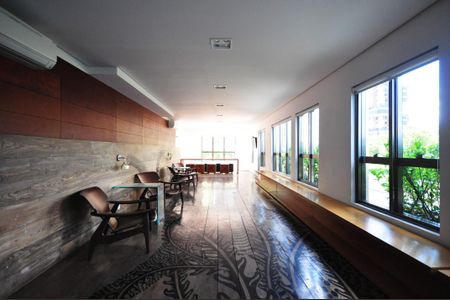 Apartamento à venda com 70m², 2 quartos e 1 vagaÁrea comum