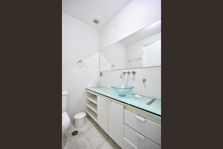 Apartamento à venda com 70m², 2 quartos e 1 vagaBanheiro