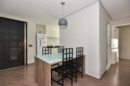 Apartamento à venda com 70m², 2 quartos e 1 vagaSala de Jantar