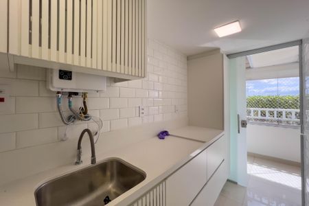 Apartamento para alugar com 115m², 3 quartos e 2 vagas Apartamento para alugar com 115m², 3 quartos e 2 vagasÁrea de serviço