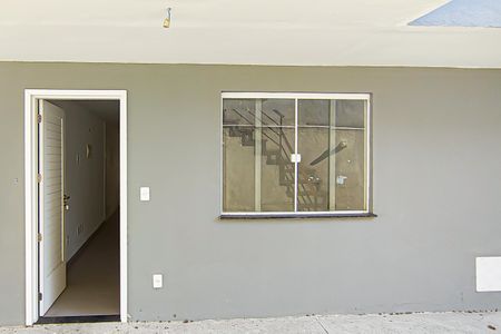 Casa à venda com 72m², 2 quartos e 1 vagaFachada