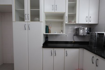 Casa à venda com 79m², 2 quartos e 2 vagasCozinha