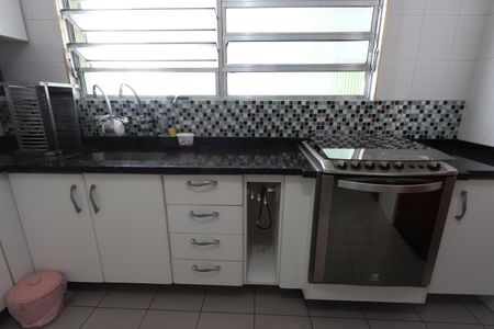 Casa à venda com 79m², 2 quartos e 2 vagasCozinha