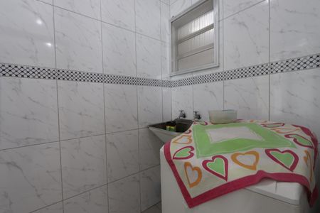 Casa à venda com 79m², 2 quartos e 2 vagasÁrea de Serviço