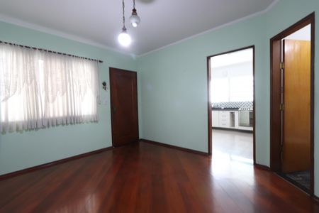 Casa à venda com 79m², 2 quartos e 2 vagasSala