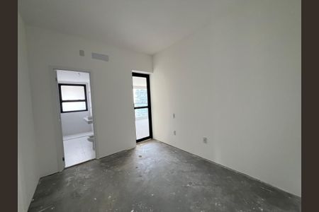 Apartamento à venda com 229m², 4 quartos e 4 vagas Apartamento à venda com 229m², 4 quartos e 4 vagasQuarto