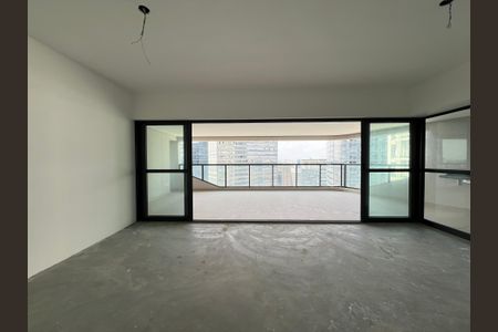 Apartamento à venda com 229m², 4 quartos e 4 vagas Apartamento à venda com 229m², 4 quartos e 4 vagasSala