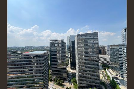 Apartamento à venda com 229m², 4 quartos e 4 vagas Apartamento à venda com 229m², 4 quartos e 4 vagasVista