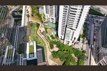 Apartamento à venda com 229m², 4 quartos e 4 vagas Apartamento à venda com 229m², 4 quartos e 4 vagasJardim