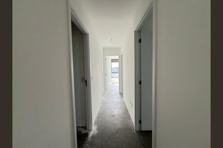 Apartamento à venda com 229m², 4 quartos e 4 vagas Apartamento à venda com 229m², 4 quartos e 4 vagasCorredor