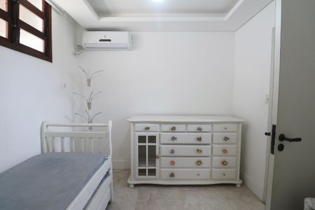 Casa para alugar com 800m², 4 quartos e 4 vagas Casa para alugar com 800m², 4 quartos e 4 vagasQuarto Suíte