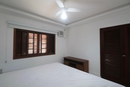 Casa para alugar com 800m², 4 quartos e 4 vagas Casa para alugar com 800m², 4 quartos e 4 vagasQuarto Suíte 3