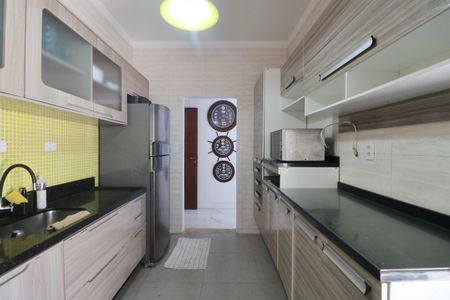 Casa para alugar com 800m², 4 quartos e 4 vagas Casa para alugar com 800m², 4 quartos e 4 vagasCozinha