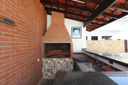 Casa para alugar com 800m², 4 quartos e 4 vagas Casa para alugar com 800m², 4 quartos e 4 vagasVaranda