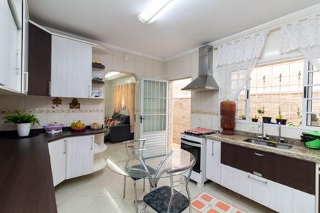 Casa à venda com 150m², 2 quartos e 1 vaga Casa à venda com 150m², 2 quartos e 1 vagaCozinha