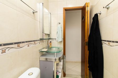 Casa à venda com 150m², 2 quartos e 1 vaga Casa à venda com 150m², 2 quartos e 1 vagaBanheiro 2